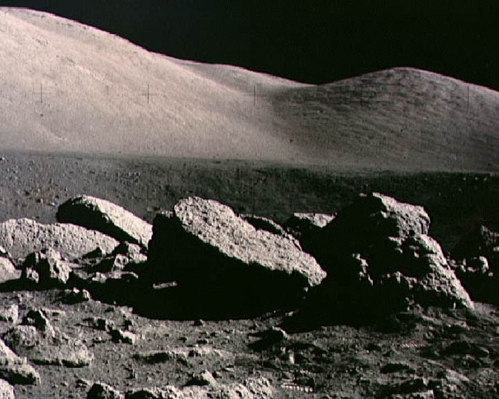apollo-17-rocks.jpg