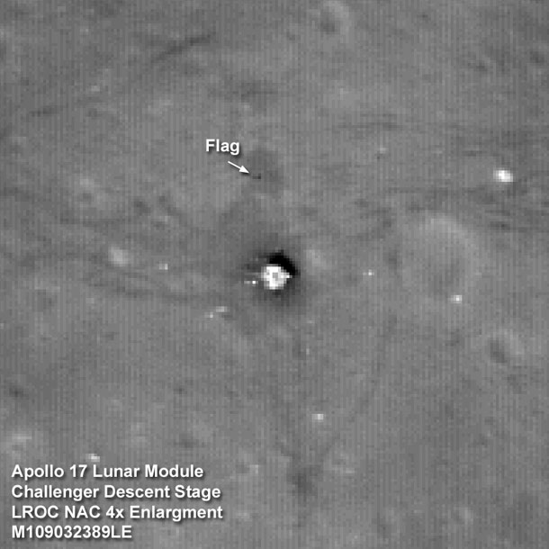 lro_apollo17flag.jpg